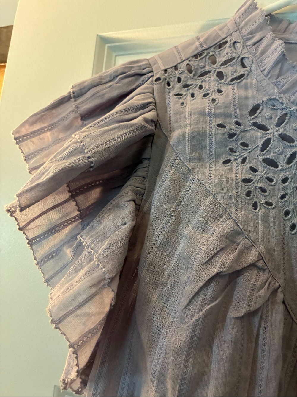 Lace-Trim Ruffle Sleeve blouse- Dusty Lavender